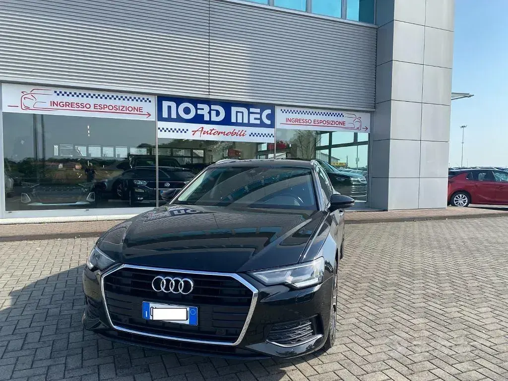 Usata Audi A6 Business 163 CV (119 kW) 2019 Nero Station wagon