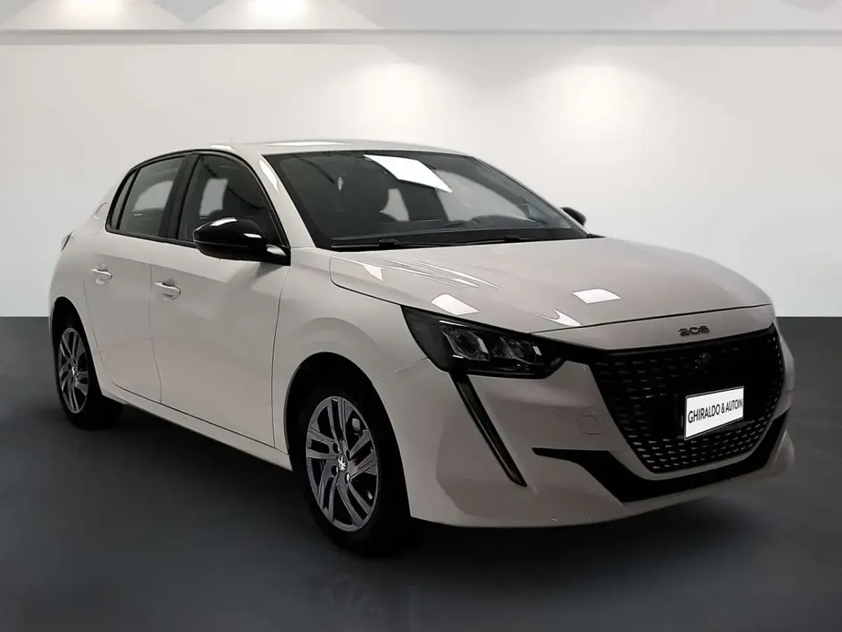 Usata Peugeot 208 Active 102 CV (75 kW) 2022 Bianco Utilitaria