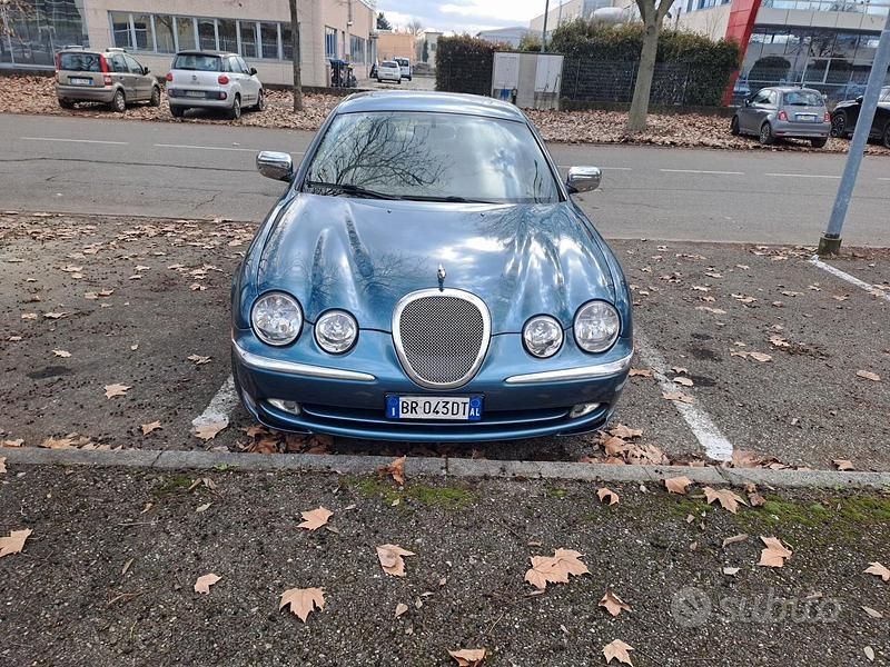 Usata Jaguar S-Type S 238 CV (175 kW) 2000 Blu Berlina