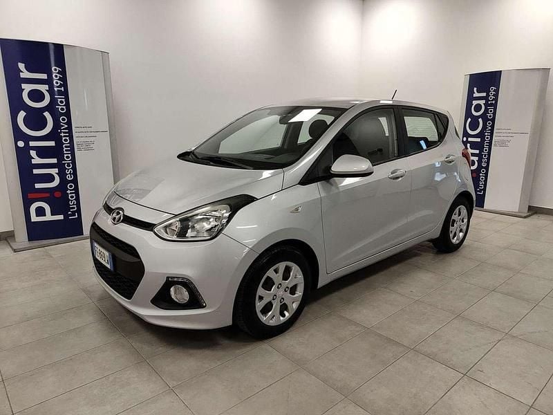 Usata Hyundai i10 Comfort 65 CV (47 kW) 2016 Argento Utilitaria