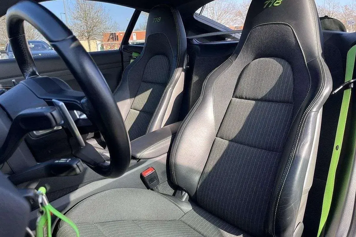 Usata Porsche 718 299 CV (219 kW) 2020 Cabrio