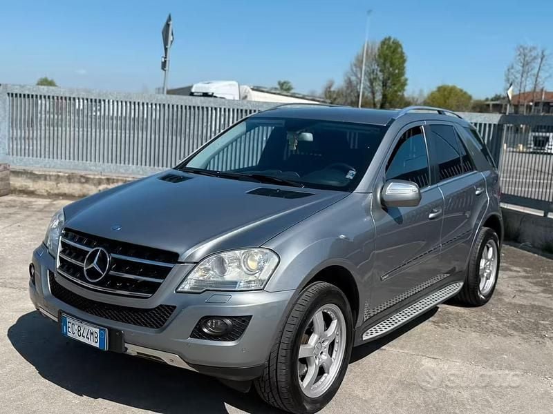 Usata Mercedes ML350 2010 Grigio SUV