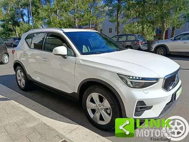 Usata Volvo XC40 Ultra 163 CV (119 kW) 2025 Bianco SUV