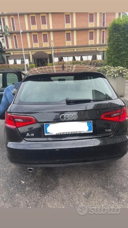 Usata Audi A3 Comfort 110 CV (80 kW) 2015 Nero Utilitaria