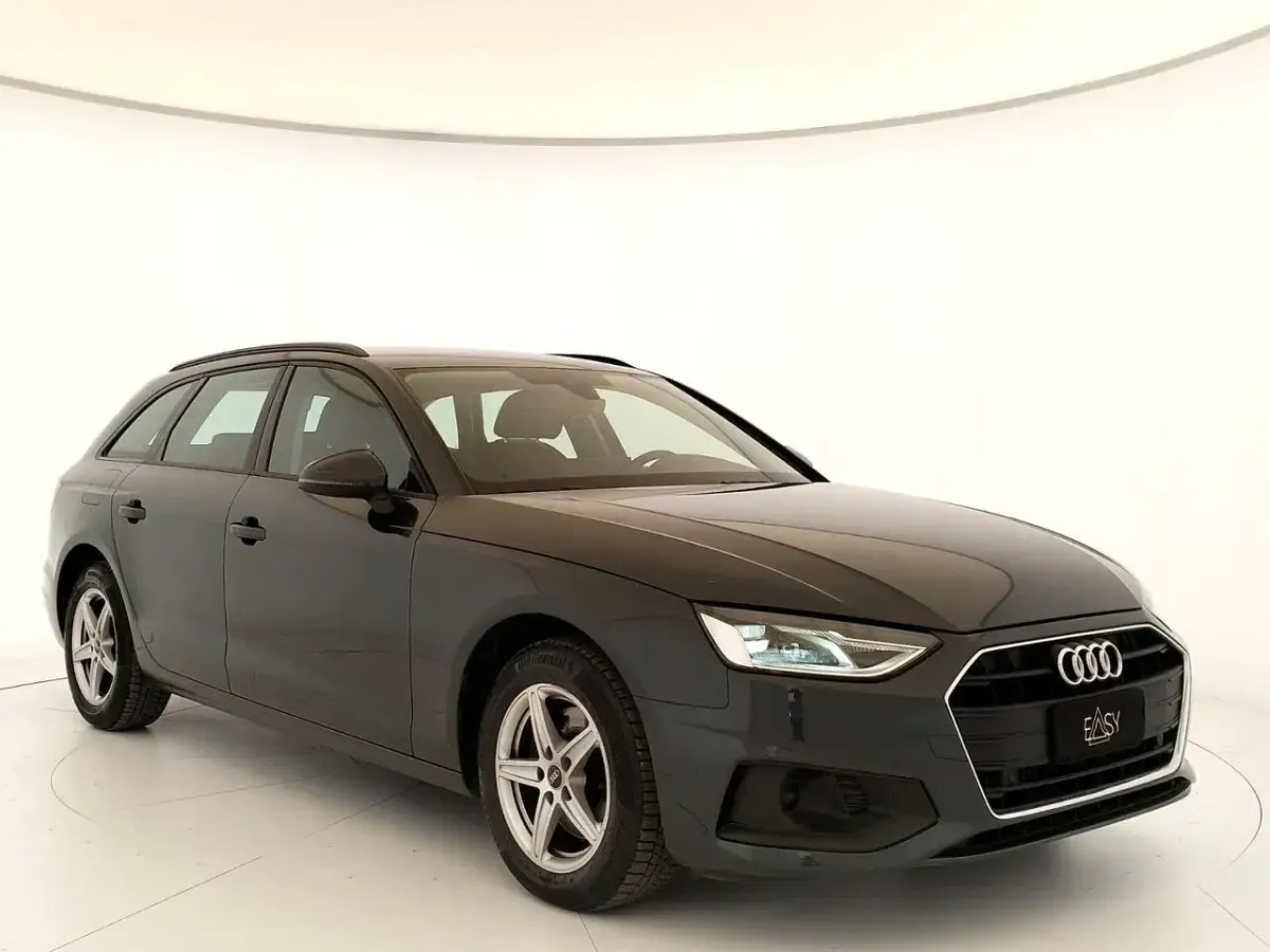 Usata Audi A4 Ambiente 163 CV (119 kW) 2022 Grigio Station wagon