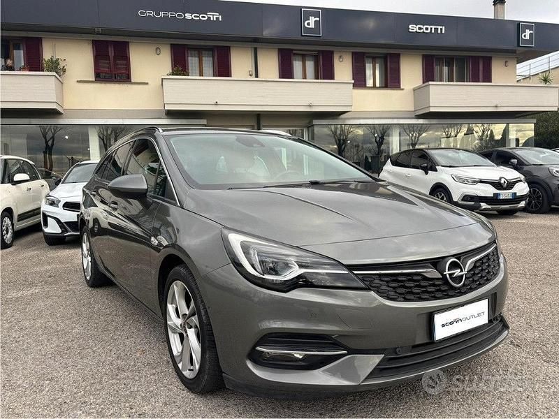 Usata Opel Astra Ultimate 122 CV (89 kW) 2020 Grigio Station wagon