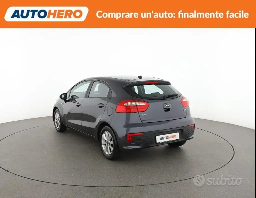 Usata Kia Rio 75 CV (55 kW) 2016 Grigio Utilitaria