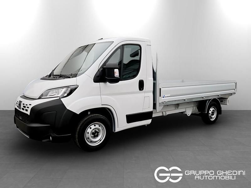 Usata Fiat Ducato 140 CV (102 kW) 2024 Bianco pastello bianco pastello Furgone