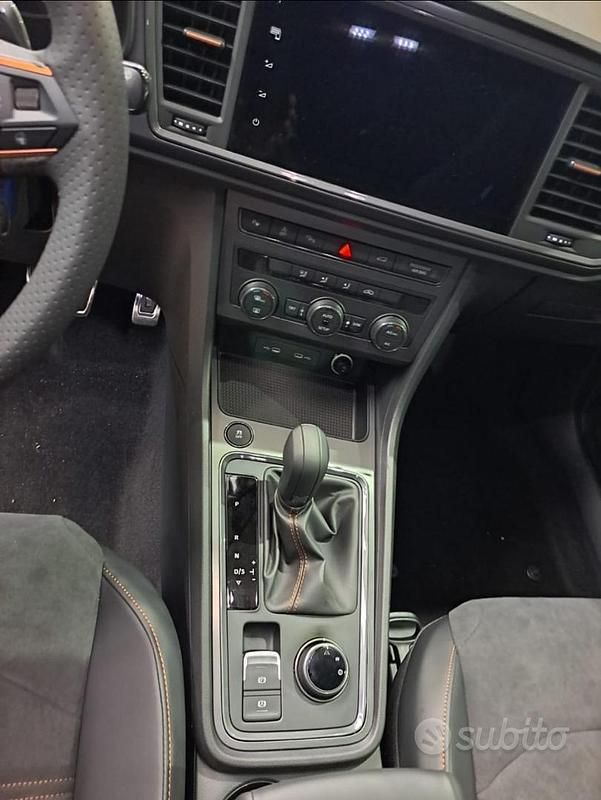 Usata Cupra Ateca 150 CV (110 kW) 2024 Grigio SUV