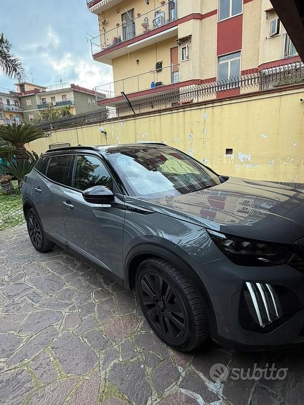 Usata Peugeot 2008 GTi 130 CV (95 kW) 2024 Grigio SUV
