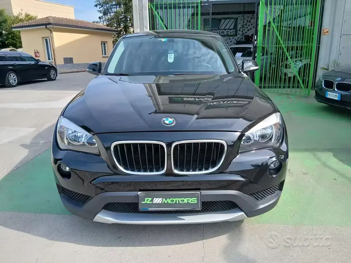 Usata BMW X1 116 CV (85 kW) 2013 Nero SUV