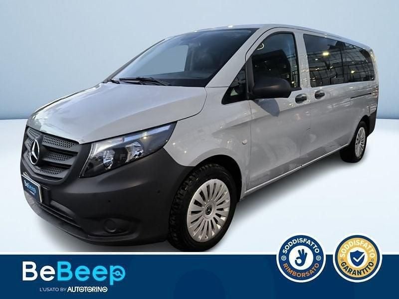 Grigio Usata 2023 Mercedes Vito Furgone | 42.900 € (Buon prezzo) - Immagine 1/3