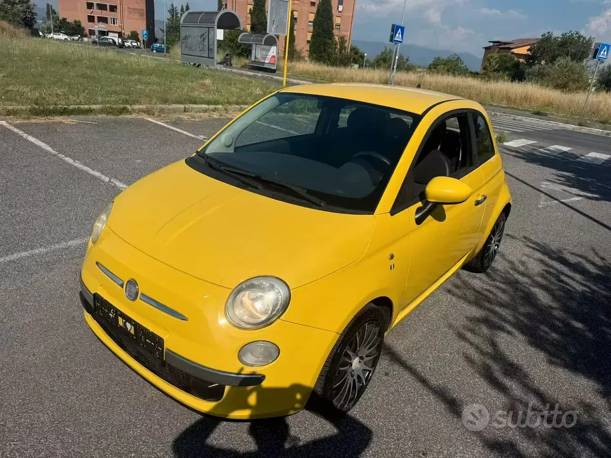Usata Fiat 500 69 CV (50 kW) 2013 Giallo Utilitaria