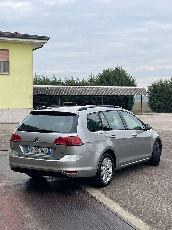 Usata VW Golf VI Comfortline 105 CV (77 kW) 2011 Other Utilitaria