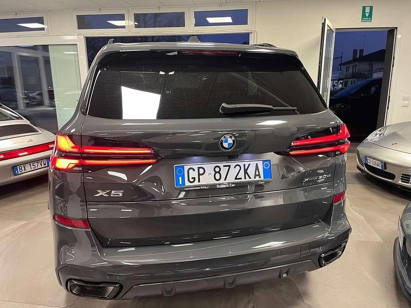Usata BMW X5 M Sport 298 CV (219 kW) 2023 Grigio petrolio met. SUV