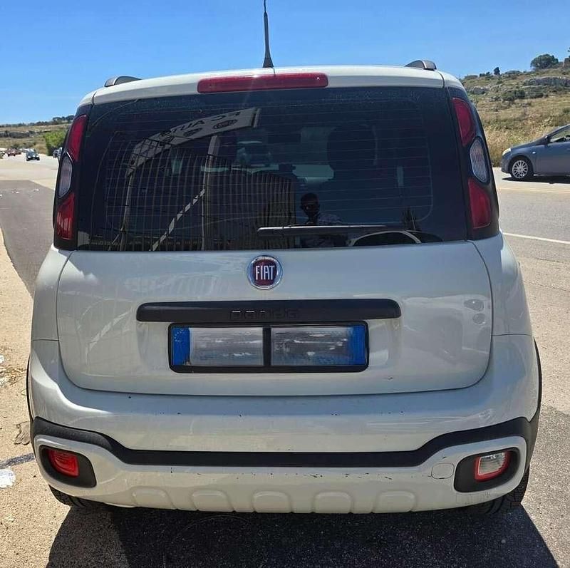 Usata Fiat Panda Cross Cross 69 CV (50 kW) 2019 Bianco Utilitaria