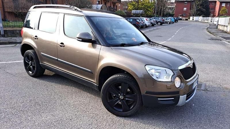 Usata Skoda Yeti Adventure 140 CV (102 kW) 2010 Marrone SUV