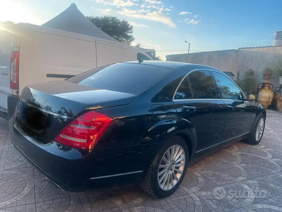 Usata Mercedes S350 258 CV (189 kW) 2011 Nero Berlina