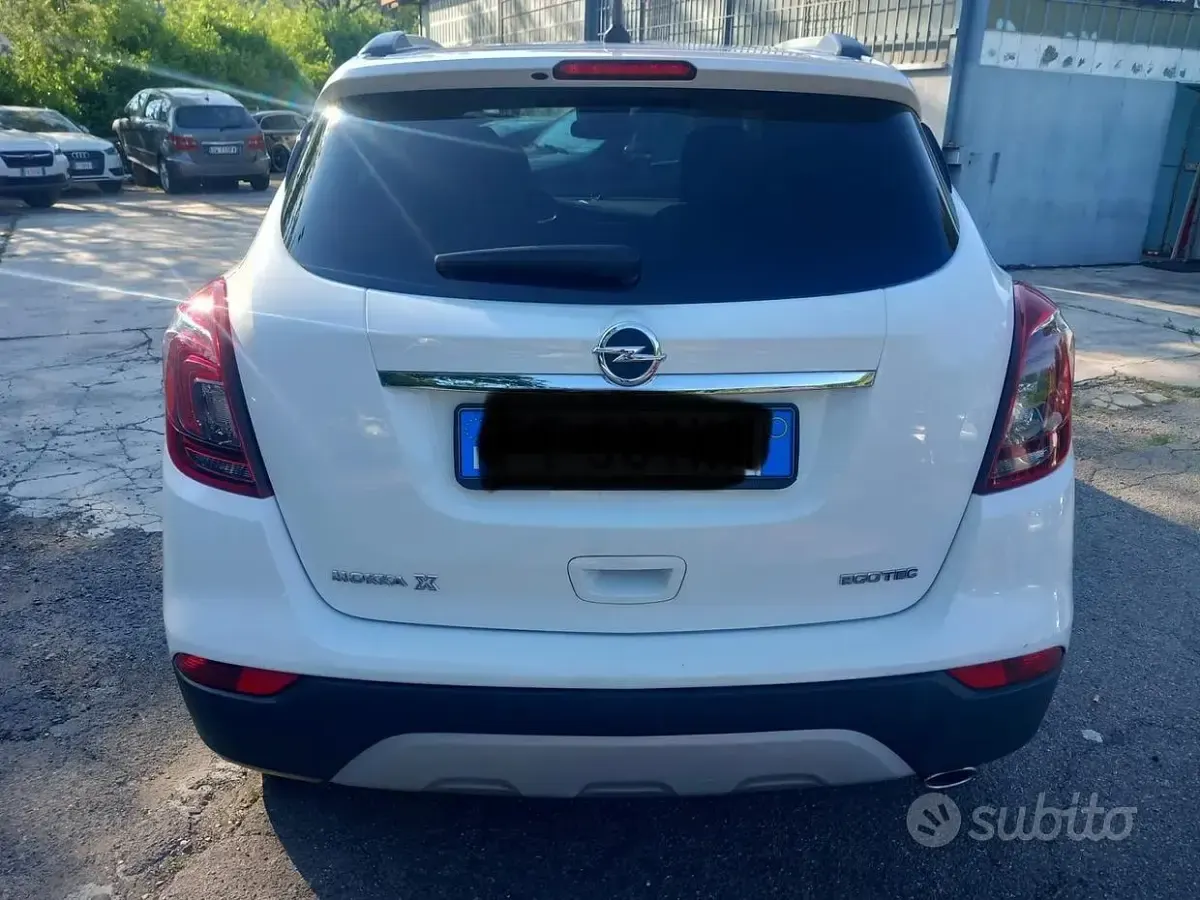 Usata Opel Mokka X 140 CV (102 kW) 2018 Bianco SUV