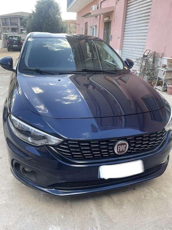 Usata 2017 Fiat Tipo Business Tre volumi | 8000 € (Ottimo prezzo) - Immagine 1/4