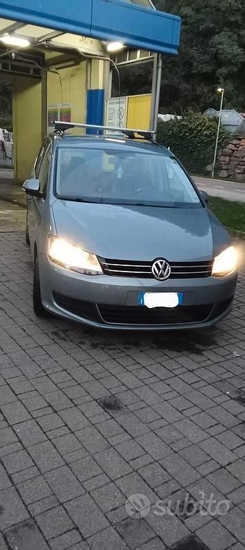 Usata VW Sharan 140 CV (102 kW) 2010 Grigio Monovolume