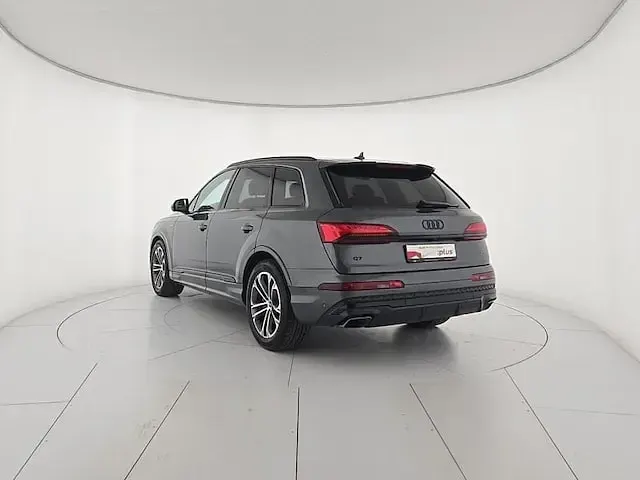 Usata Audi Q7 S-Line 231 CV (169 kW) 2025 Grigio SUV