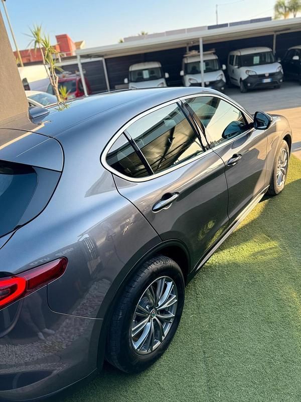 Usata Alfa Romeo Stelvio Business 190 CV (139 kW) 2019 Grigio SUV