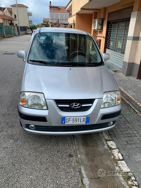 Grigio Usata 2005 Hyundai Atos Due volumi | 1800 € - Immagine 1/4