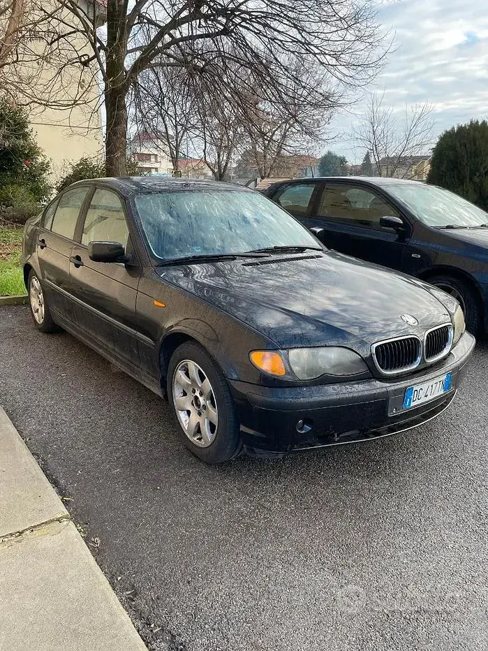 Usata BMW 320 Efficient Dynamics 150 CV (110 kW) 2006 Nero Berlina