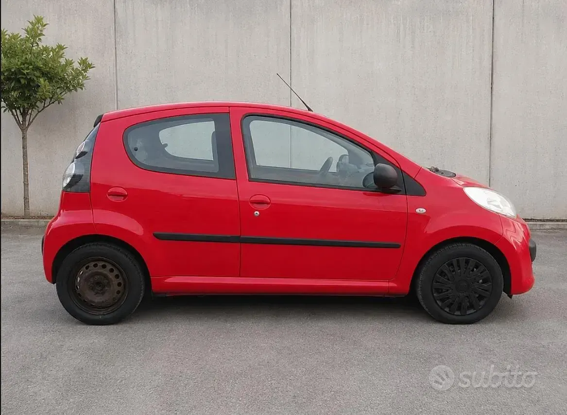 Usata Citroën C1 68 CV (50 kW) 2006 Rosso Utilitaria