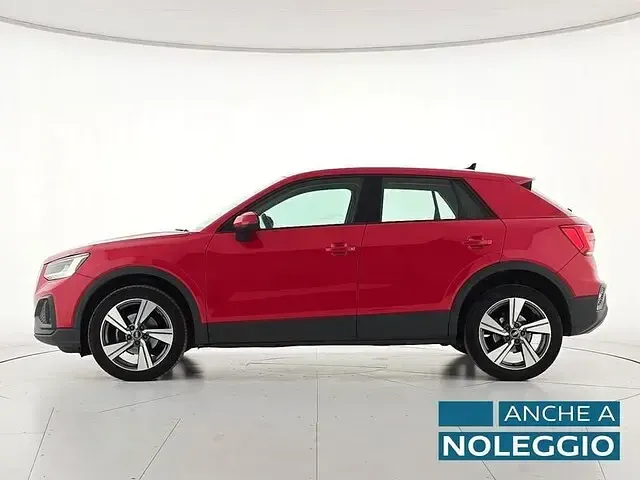Usata Audi Q2 Admired 116 CV (85 kW) 2022 Rosso SUV