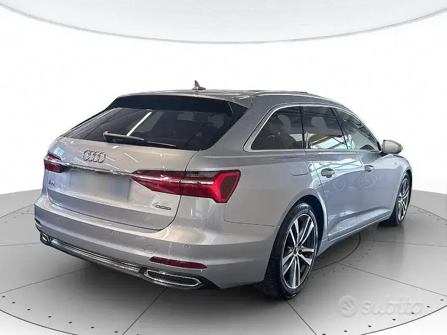 Usata Audi A6 Business 286 CV (210 kW) 2022 Grigio Station wagon