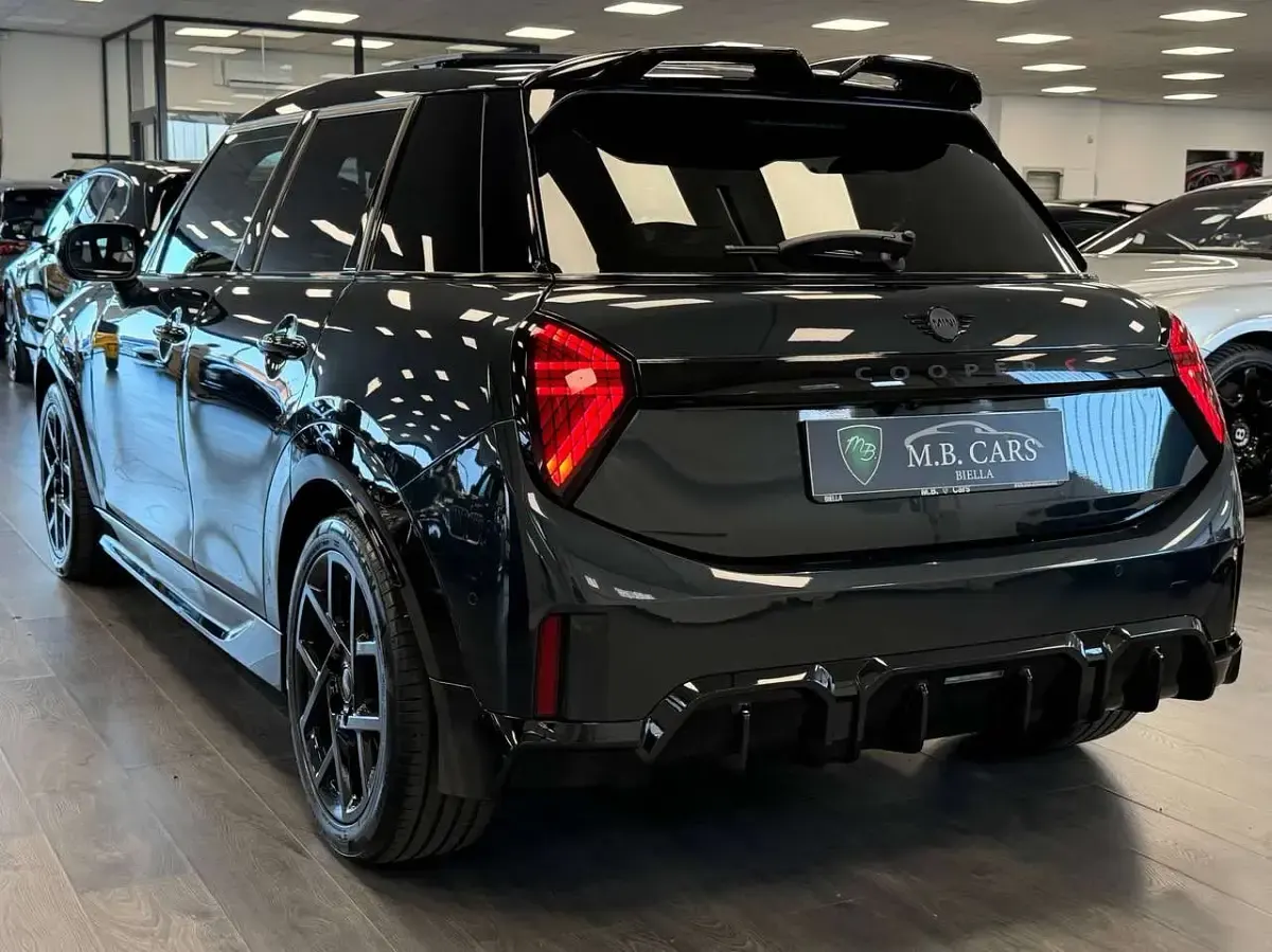 Usata Mini Cooper S Favoured 204 CV (150 kW) 2025 Grigio Utilitaria