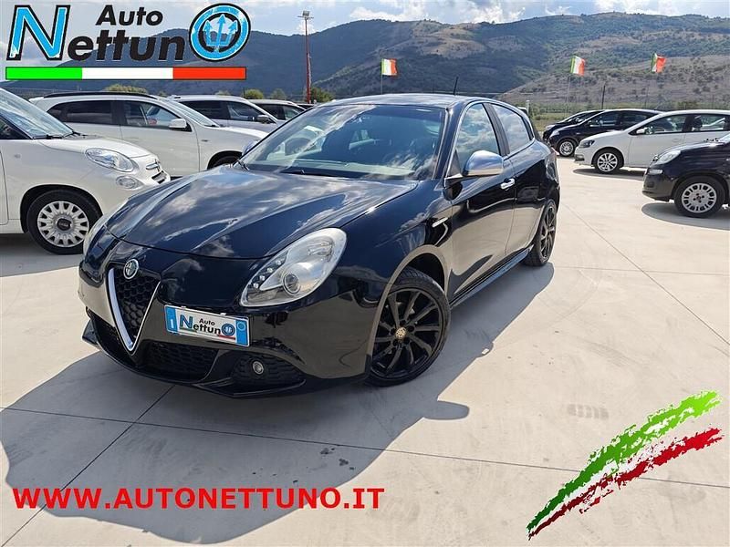 Usata Alfa Romeo Giulietta Exclusive 105 CV (77 kW) 2011 Nero Utilitaria