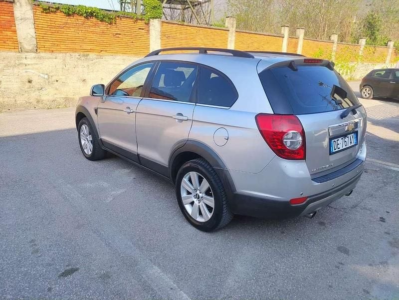 Usata Chevrolet Captiva 150 CV (110 kW) 2006 Argento SUV