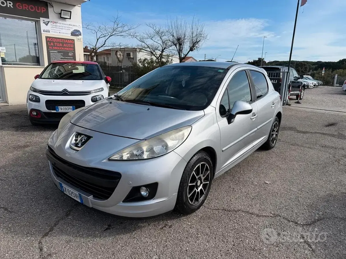Usata Peugeot 207 73 CV (53 kW) 2010 Grigio Berlina