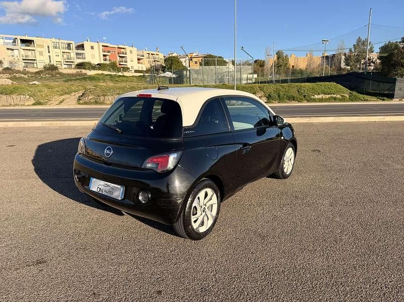 Usata Opel Adam 87 CV (63 kW) 2017 Tetto bianco Utilitaria