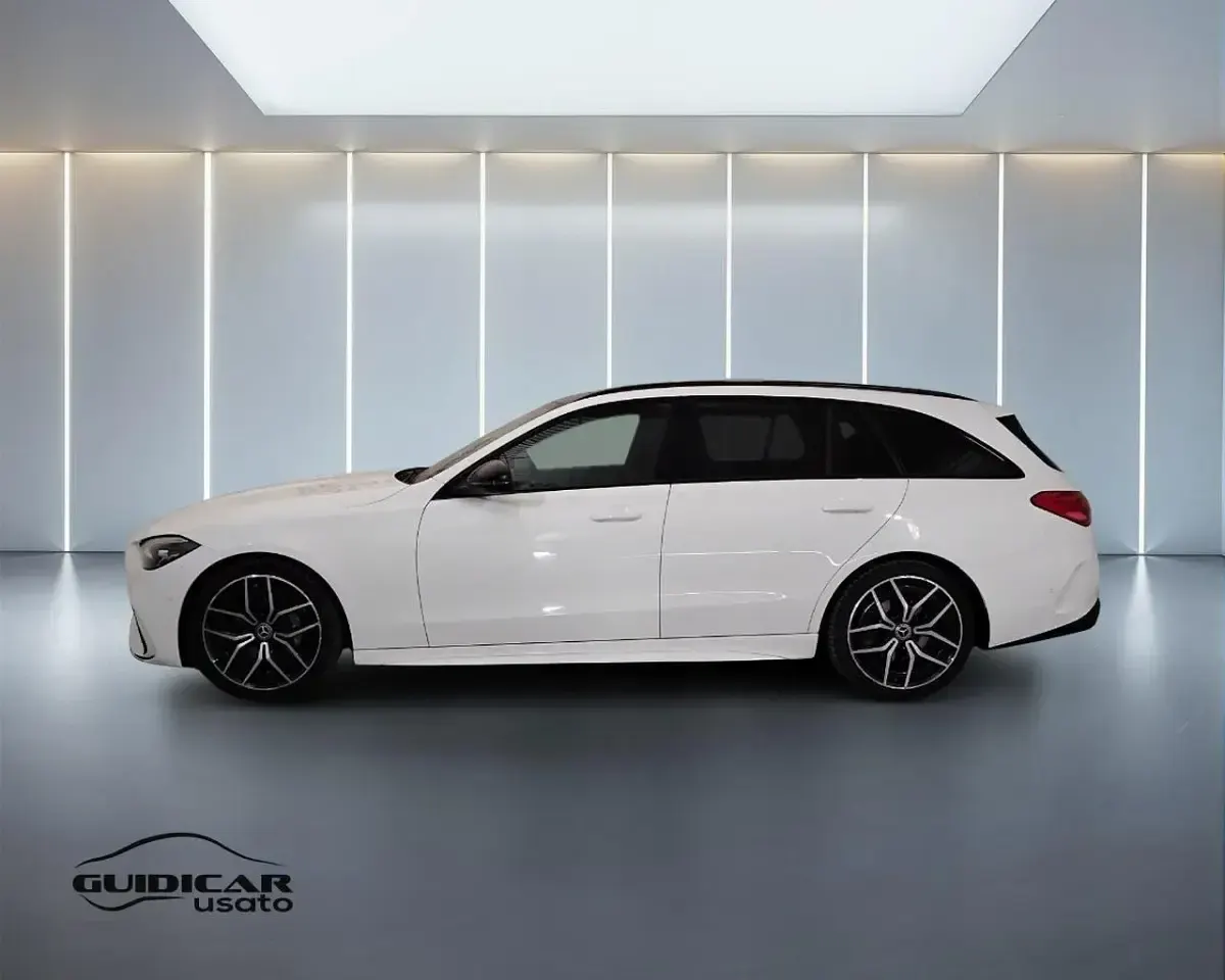 Usata Mercedes 220 Premium 200 CV (147 kW) 2022 Bianco Station wagon