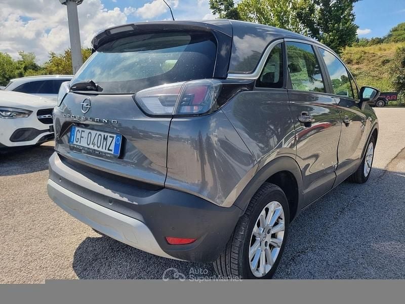 Usata Opel Crossland X Ultimate 110 CV (80 kW) 2021 Gray SUV