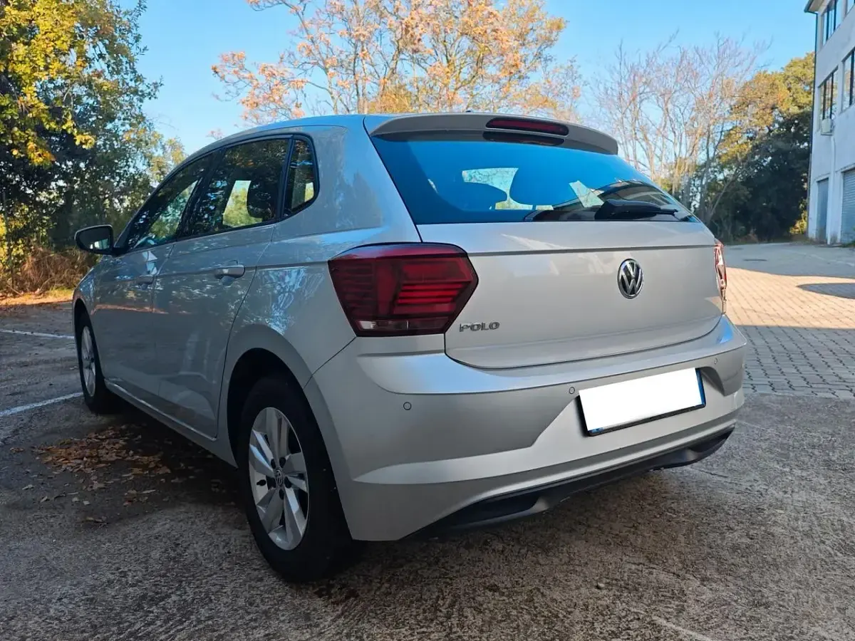 Usata VW Polo 80 CV (58 kW) 2019 Argento Utilitaria