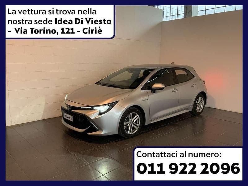 Argento Usata 2022 Toyota Corolla Business Edition Tre volumi | 18.490 € (Buon prezzo) - Immagine 1/4