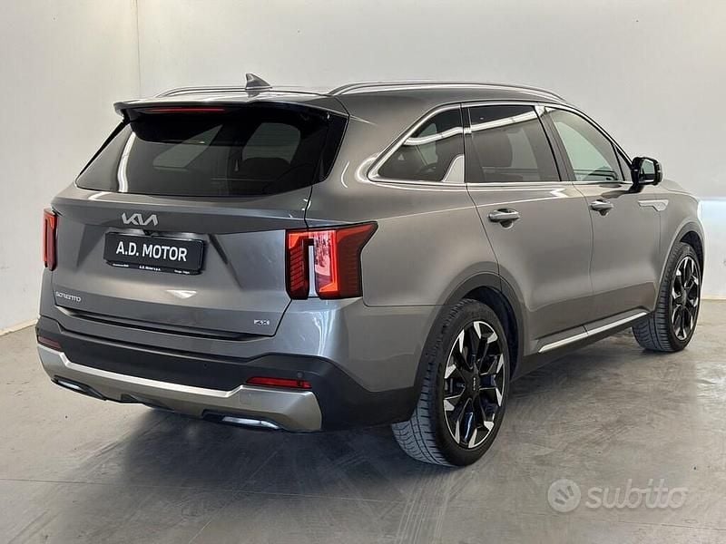 Second-hand Kia Sorento 193 CP (141 kW) 2024 SUV