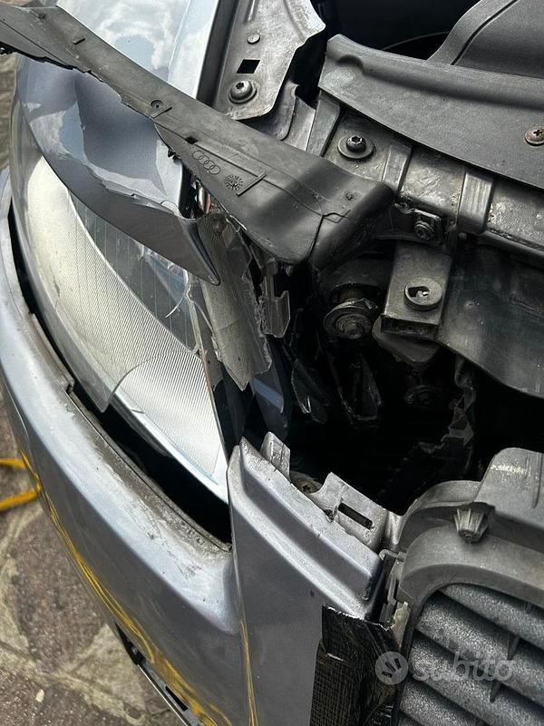 Usata Audi A6 224 CV (164 kW) 2005 Grigio Berlina