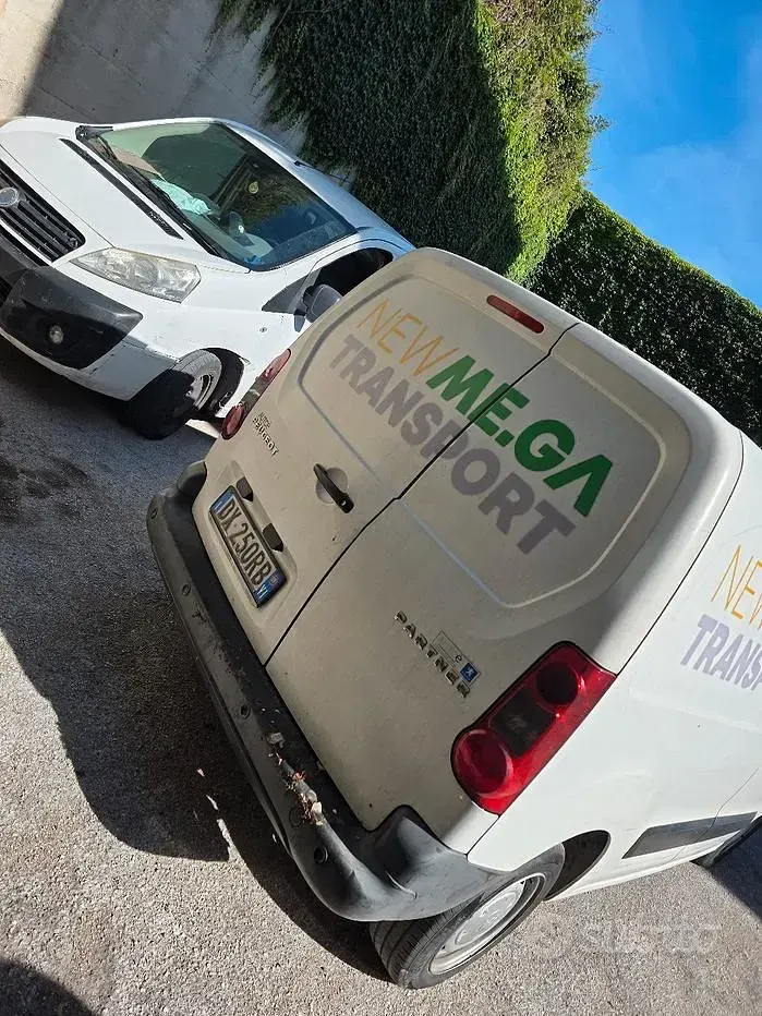 Usata Peugeot Partner 90 CV (66 kW) 2009 Monovolume