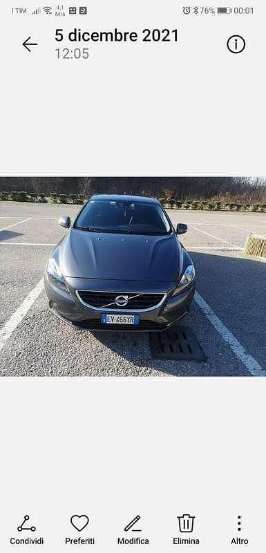 Usata Volvo V40 Kinetic 114 CV (83 kW) 2014 Station wagon