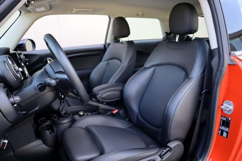 Usata Mini ONE 102 CV (75 kW) 2020 Arancione Utilitaria