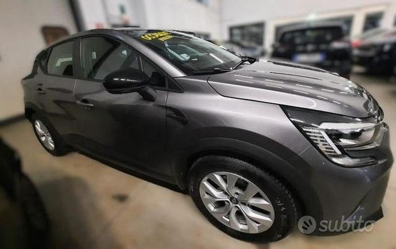 Usata Renault Captur Business 91 CV (66 kW) 2021 Grigio scuro SUV
