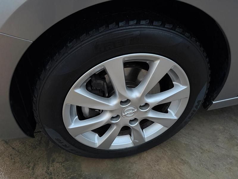 Usata Opel Corsa GS Line 101 CV (74 kW) 2021 Grigio Utilitaria