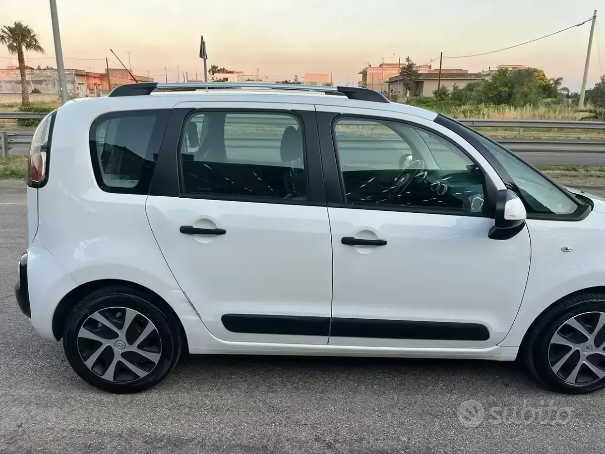 Usata Citroën C3 Picasso 99 CV (72 kW) 2016 Bianco Monovolume