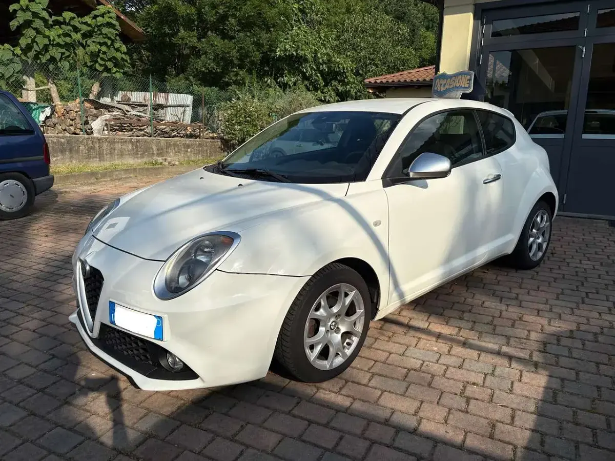 Usata Alfa Romeo MiTo 95 CV (69 kW) 2016 Other Utilitaria